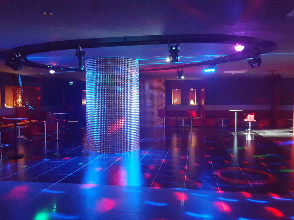 Disco Royal Taj Mahal Hotel