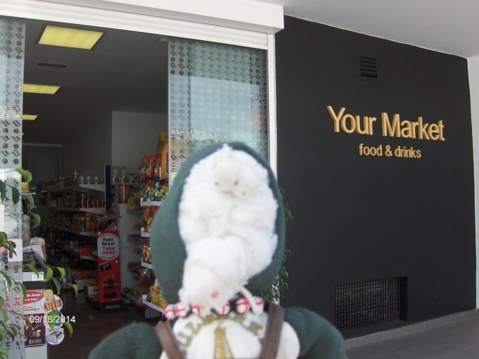 Well stocked mini market Servatur Casablanca Suites & Spa