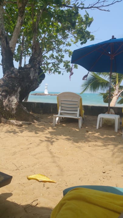 Strandblick von der Liege Seaview Khao Lak Resort