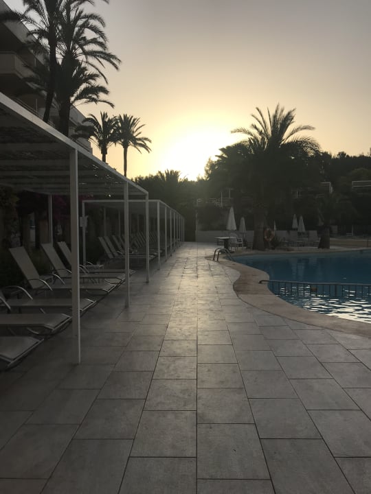 Ausblick Hotel Rosella by Intelier