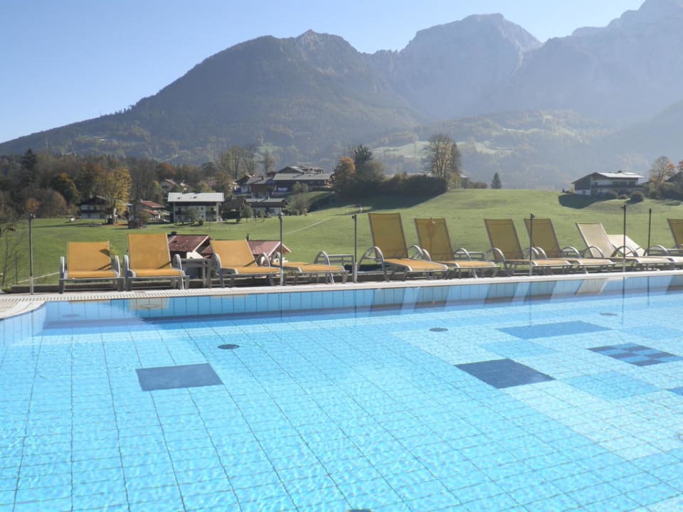 Außenpool Wellnesshotel Zechmeisterlehen