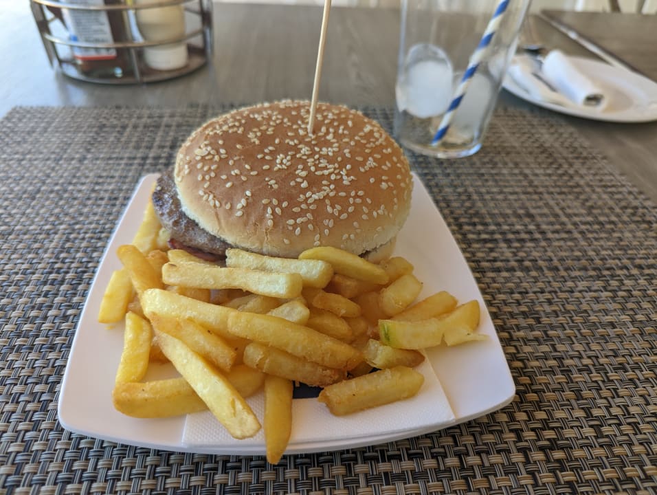 Gastro H10 Ocean Suites