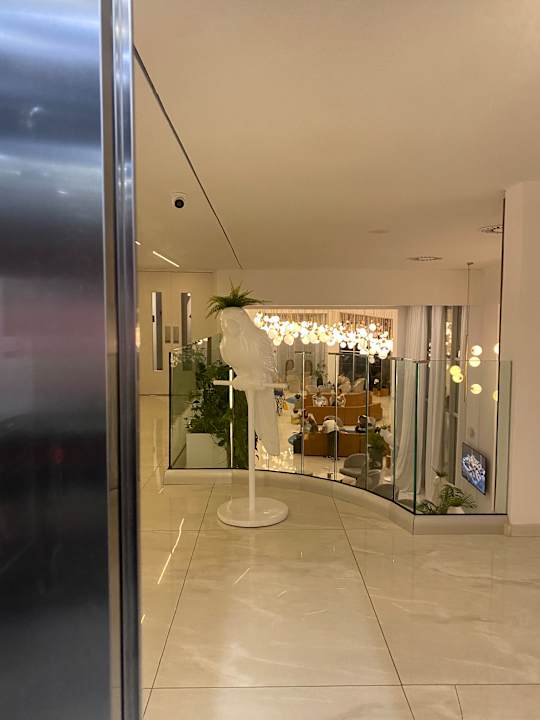 Lobby NissiBlu Beach Resort