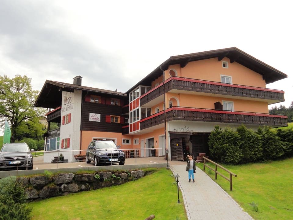 Hotel von Außen Hotel Alpenblick