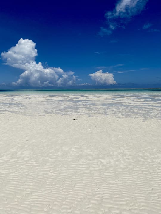 Strand Reef & Beach Resort