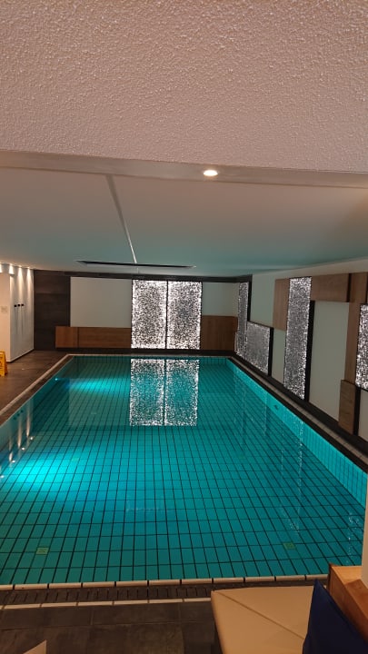 Pool Erfurth's Bergfried Ferien & Wellnesshotel