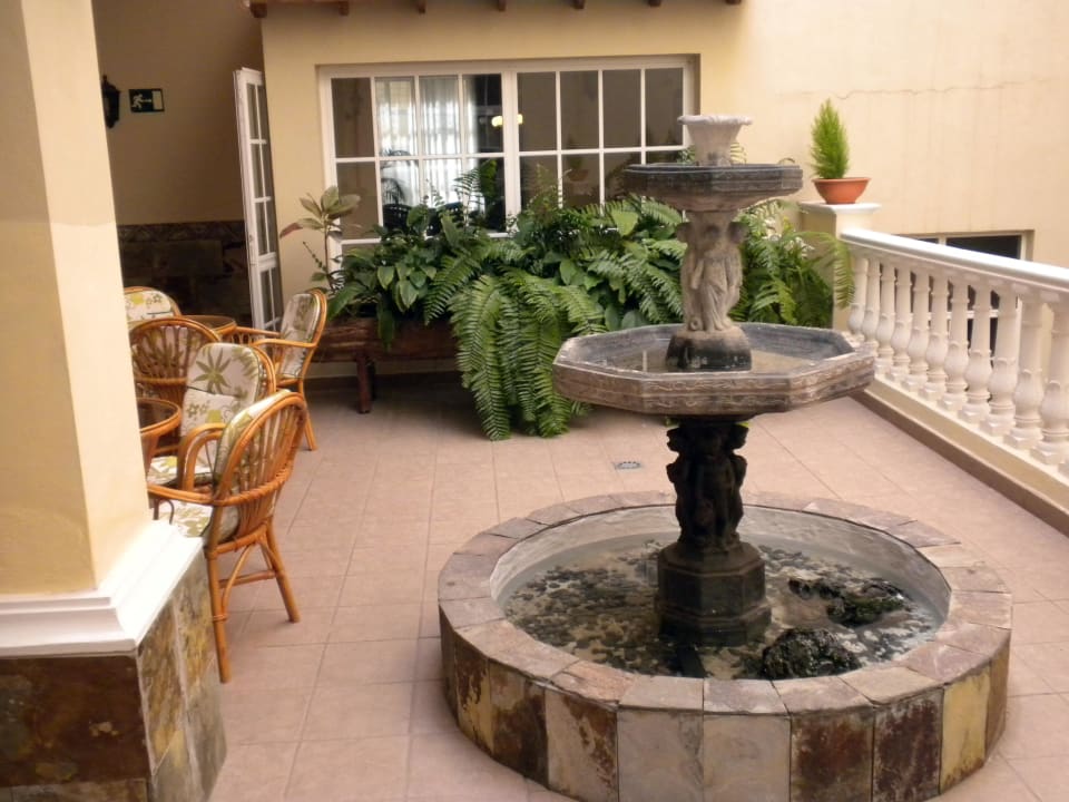 Restaurant, offen für die Raucher Hotel Marte