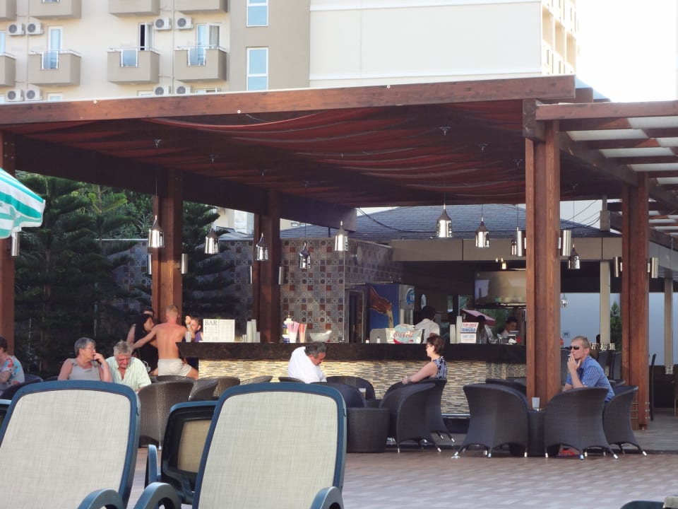 Poolbar My Home Resort