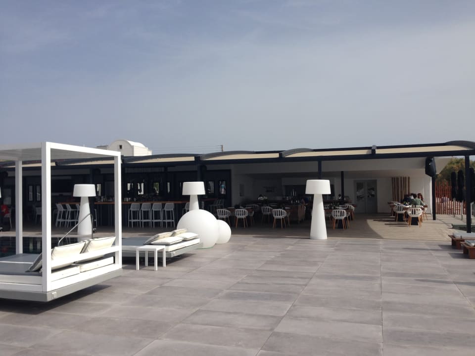 Restaurant Smy Mediterranean White Santorini
