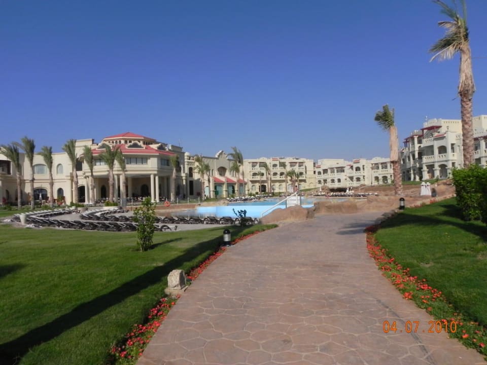 Ogród i basen Rixos Sharm El Sheikh Adults Only 18 +