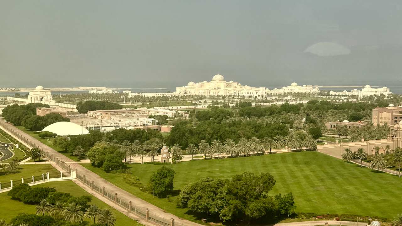 Ausblick Bab Al Qasr, a Beach Resort & Spa by Millennium