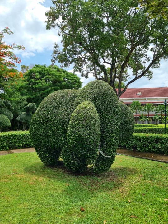 Gartenanlage Centara Grand Beach Resort & Villas Hua Hin