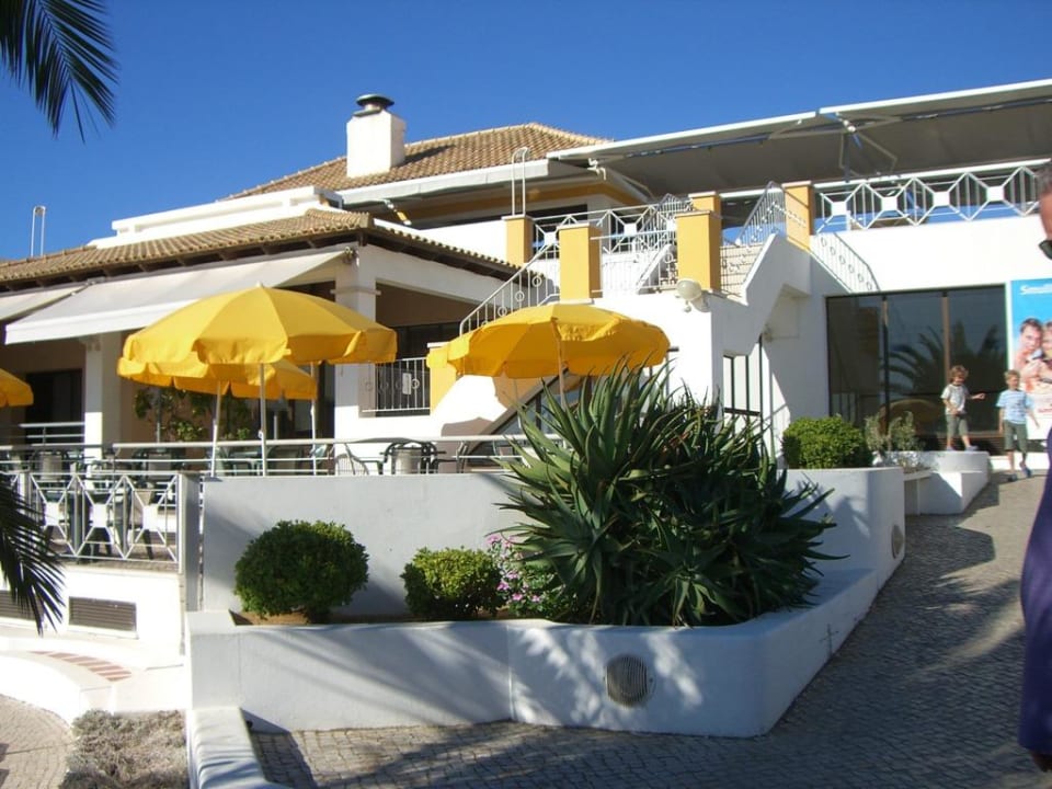 Eingang zu Restaurant Golden Club Cabanas