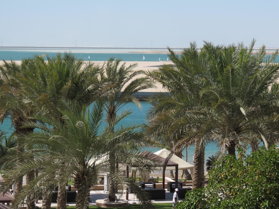 Park  Al Raha Beach Resort & Spa