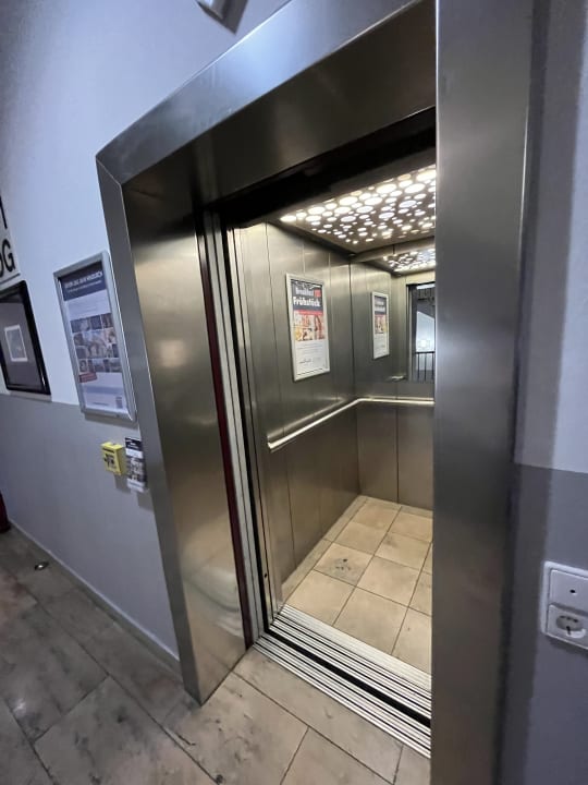 Sonstiges ECONTEL Hotel München