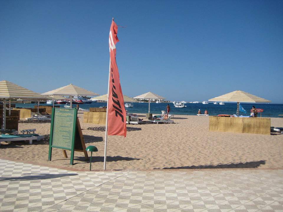 Strand Menaville Safaga