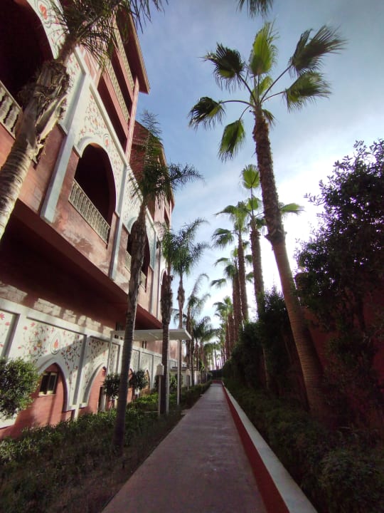 Außenansicht Royal Taj Mahal Hotel