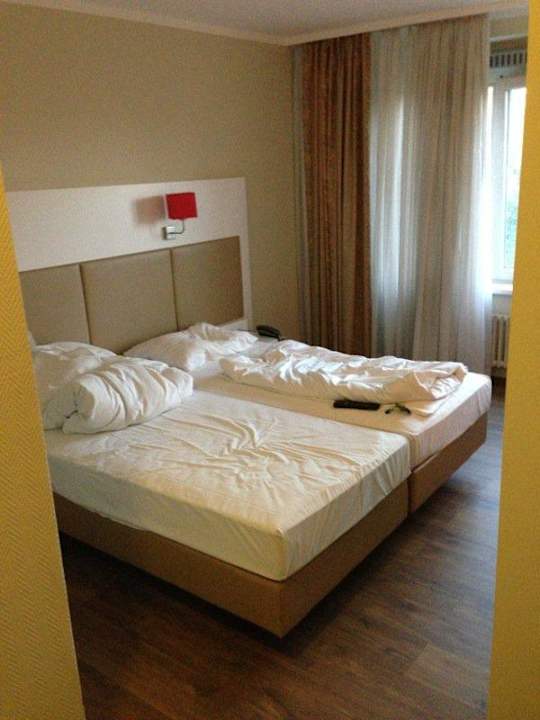 Schönes Doppelzimmer, sauber und neu Hotel Stuttgart Sindelfingen City by Tulip Inn