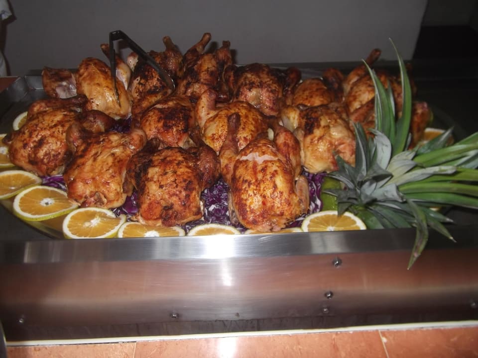 Hähnchenhaufen am Sonntag Akumal Bay Beach & Wellness Resort