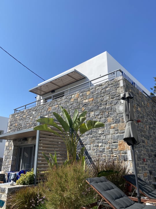 Zimmer Seascape Luxury Residences