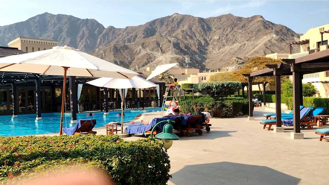 Pool Miramar Al Aqah Beach Resort