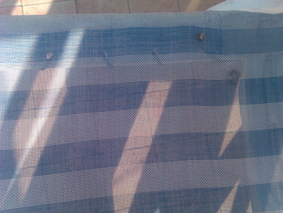 Balkon Liege von Tauben angeschissen Hotel Christian