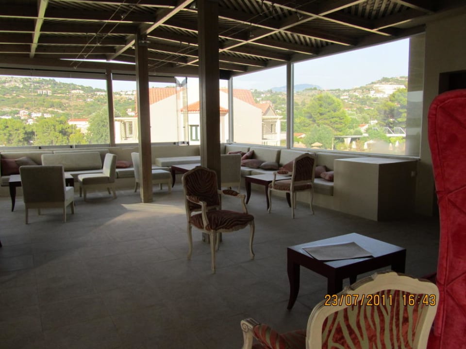The worn down sky bar Hotel Thalassa