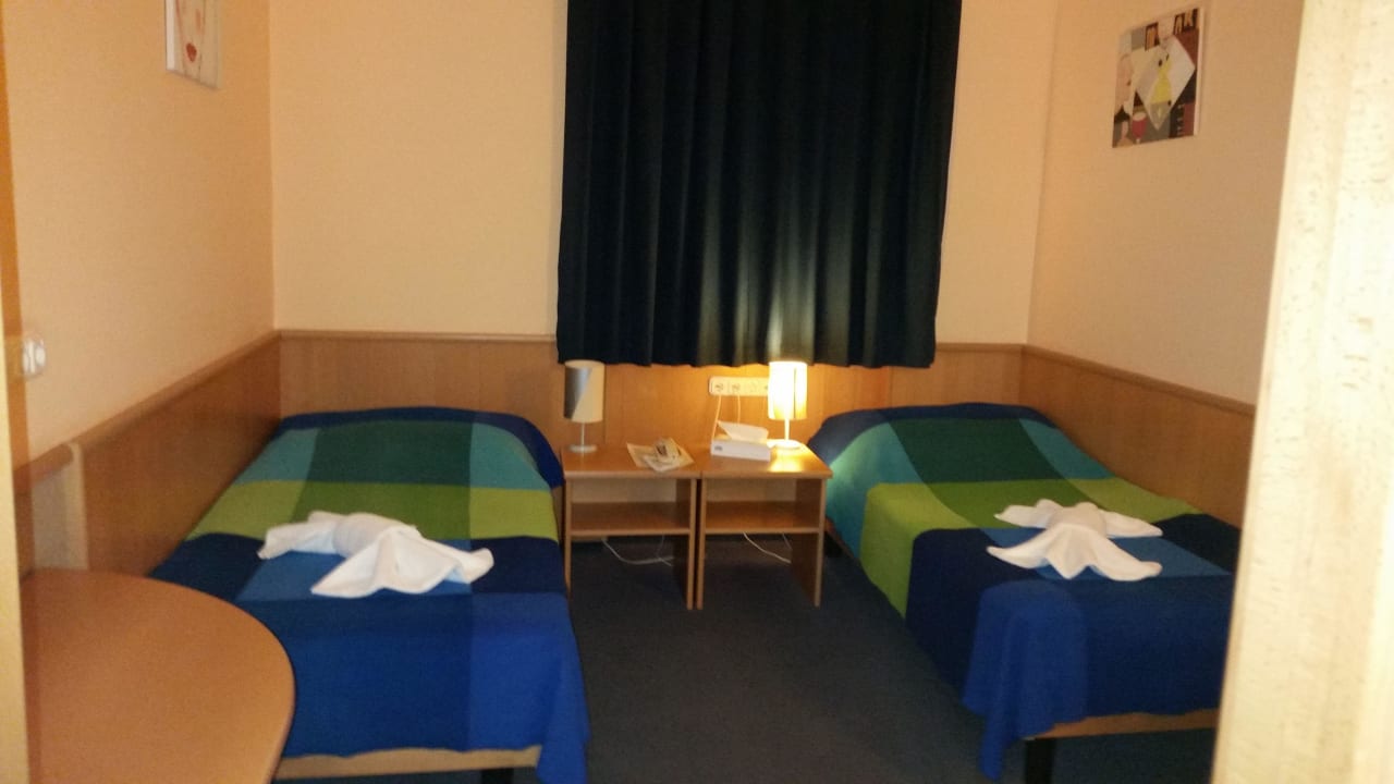 Schönes Zimmer Jagello Business Hotel