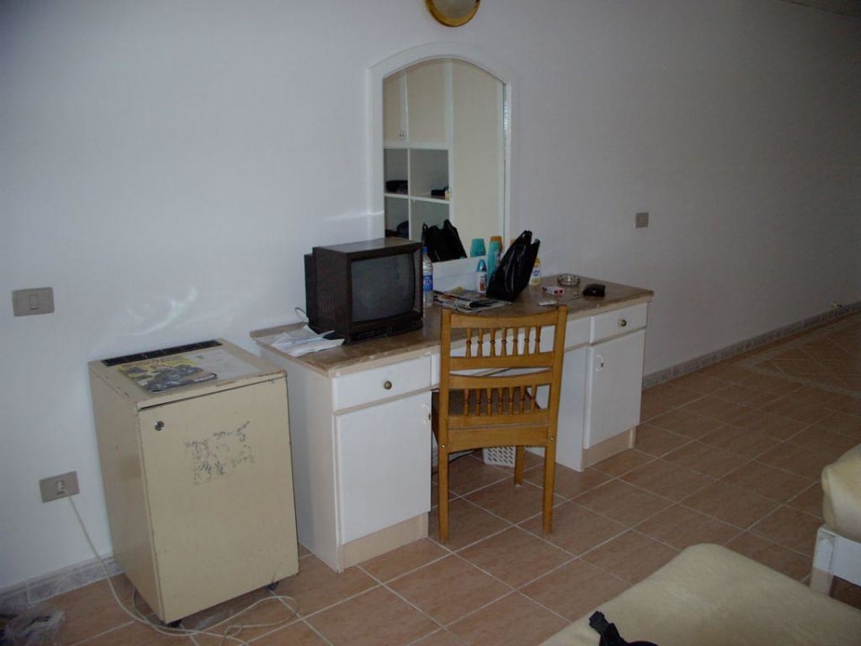 Unser Zimmer mit "Mini- Bar" Pickalbatros Aqua Park Resort - Hurghada