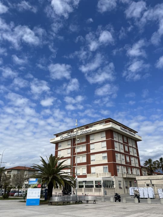 Außenansicht Grand Hotel & Riviera