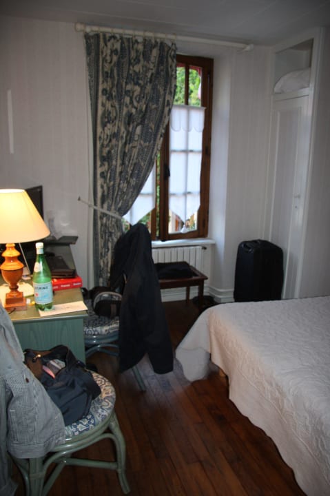 Etwas enges Zimmer  Hotel de France et des Fuchsias