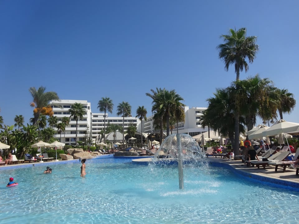 Pool Adams Beach Hotel