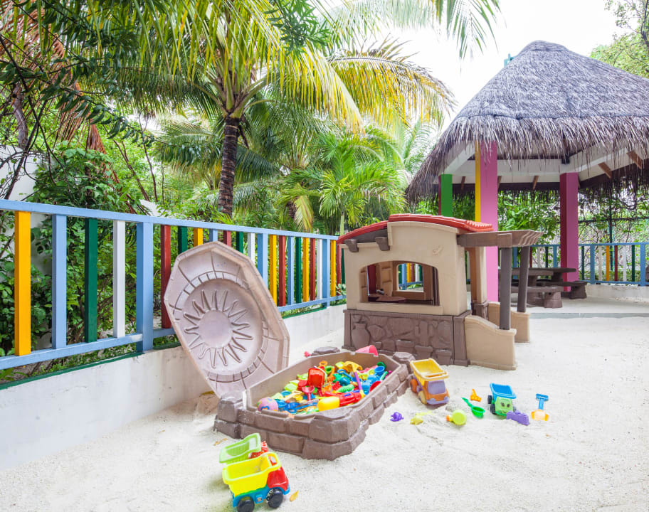 Sport & Freizeit Machchafushi Island Resort & Spa Maldives, The Centara Collection