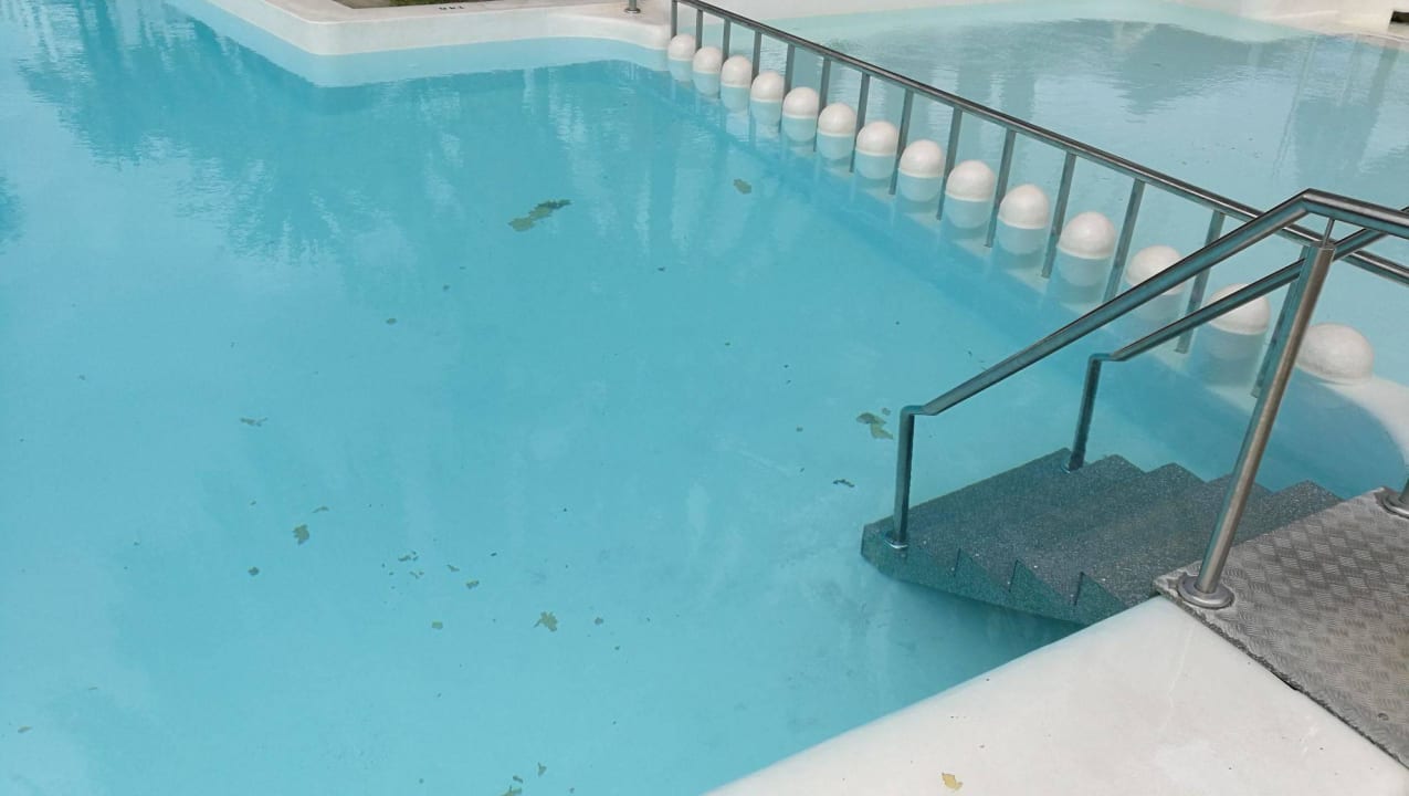 Fehlstellen im Farbanstrich HL Miraflor Suites Hotel