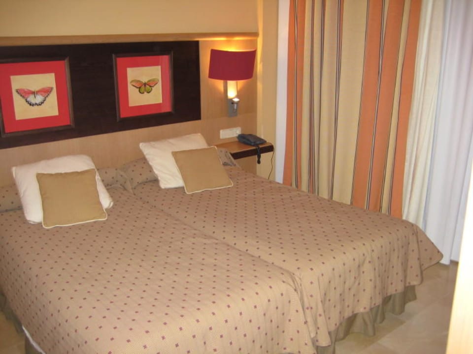 Bett Grupotel Playa de Palma Suites & Spa