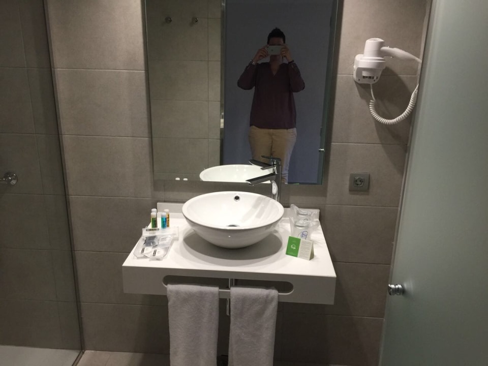 Zimmer Fergus Cactus Garden