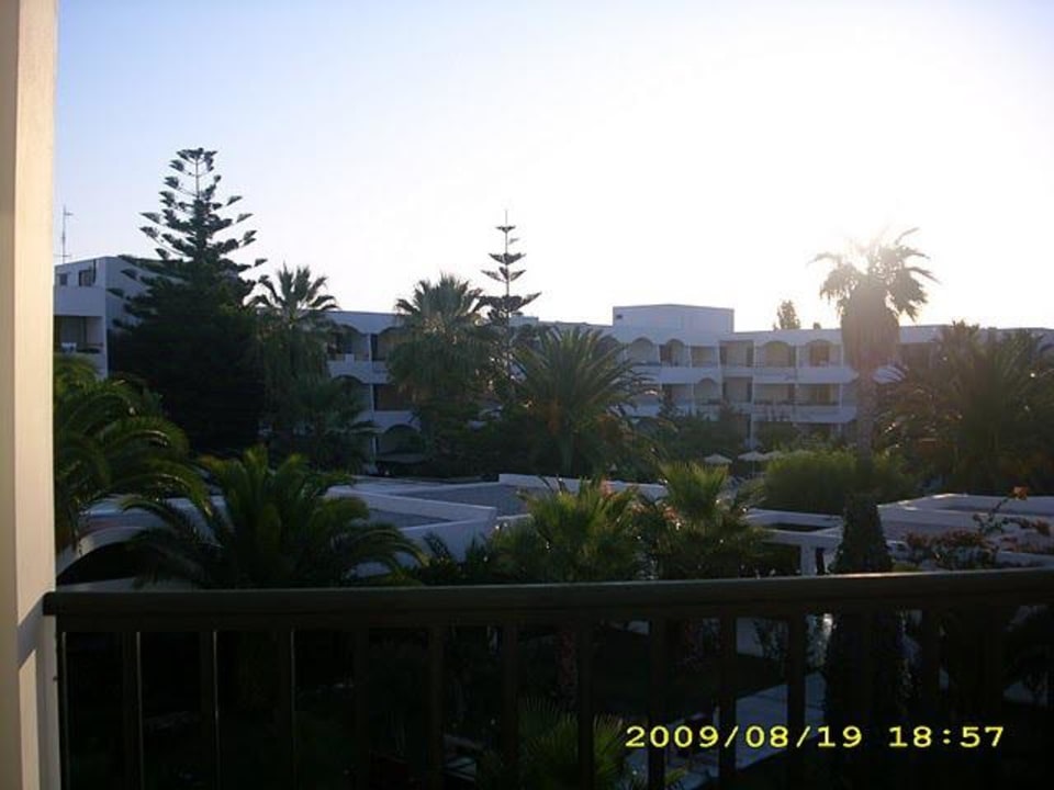 Ausblick vom Balkon Hotel Tigaki Beach
