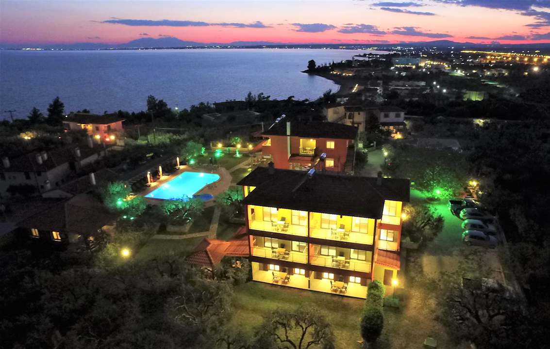 Außenansicht SUNDAY RESORT Studios and Apartments