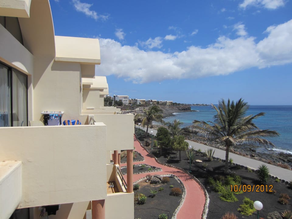 Widok na promenadę i ocean SBH Hotel Royal Monica