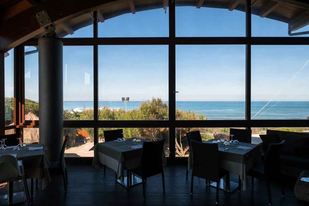 Gastro Canado Club Family Village