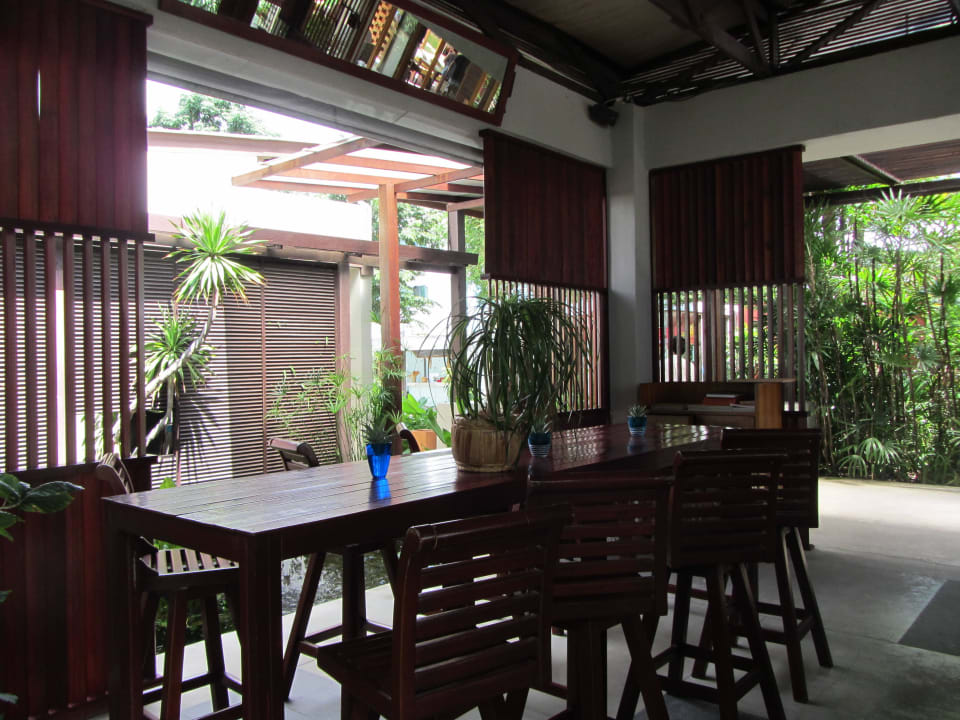 Ein Teil des Restaurant Hotel Let's Sea Hua Hin Al Fresco Resort