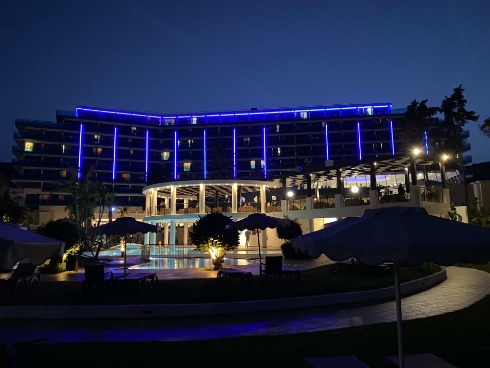 Außenansicht Hotel Calypso Beach