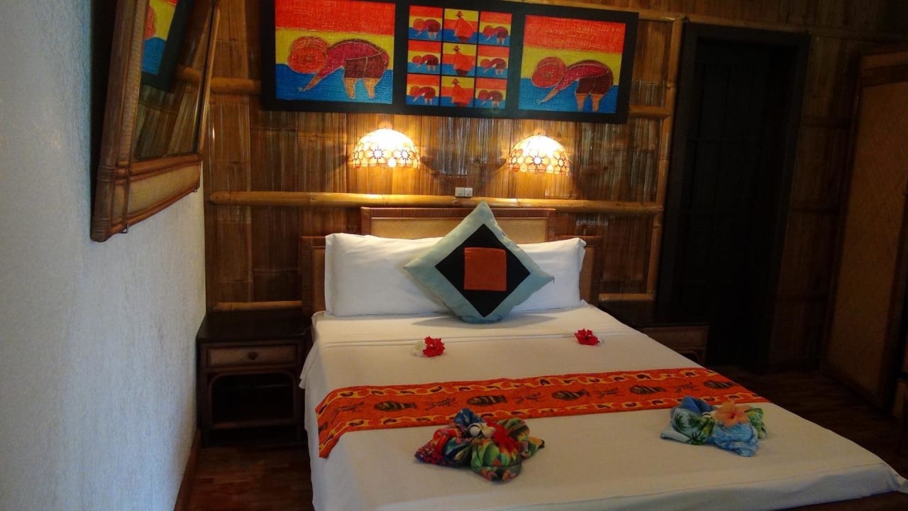 Bungalow Deluxe Hotel Dolphin House