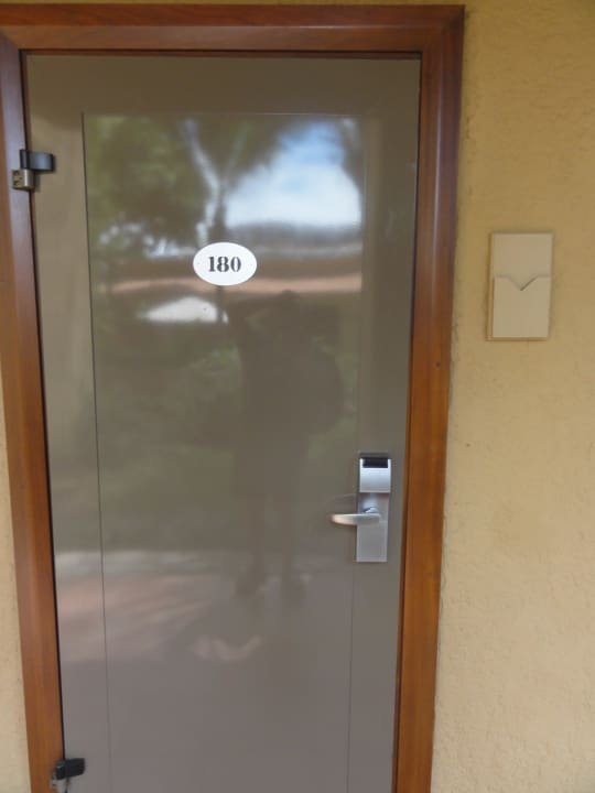 Unser Zimmereingang Mauricia Beachcomber Resort & Spa