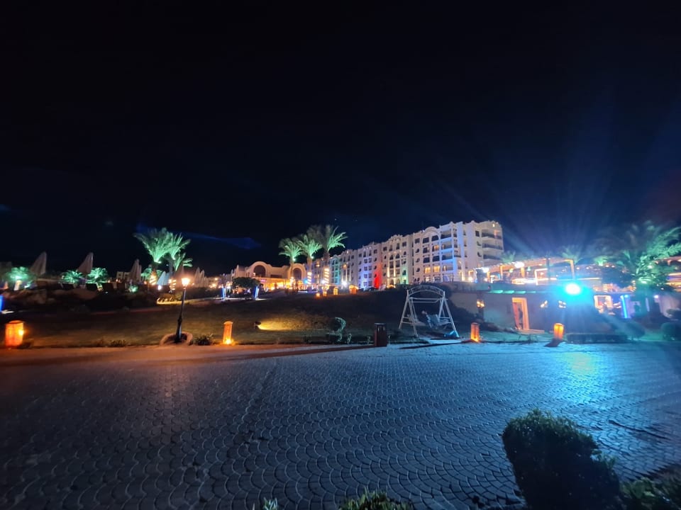 Außenansicht Gravity Hotel & Aquapark Sahl Hasheesh