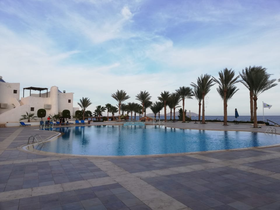 Pool Sharm Club Beach Resort