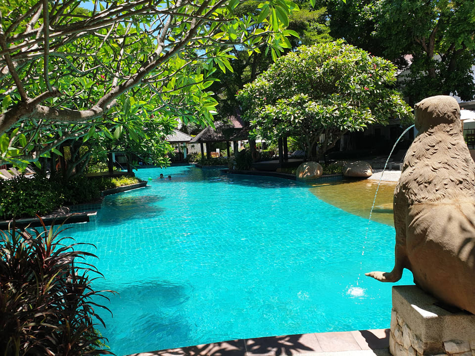 Pool Woodlands Hotel & Resort