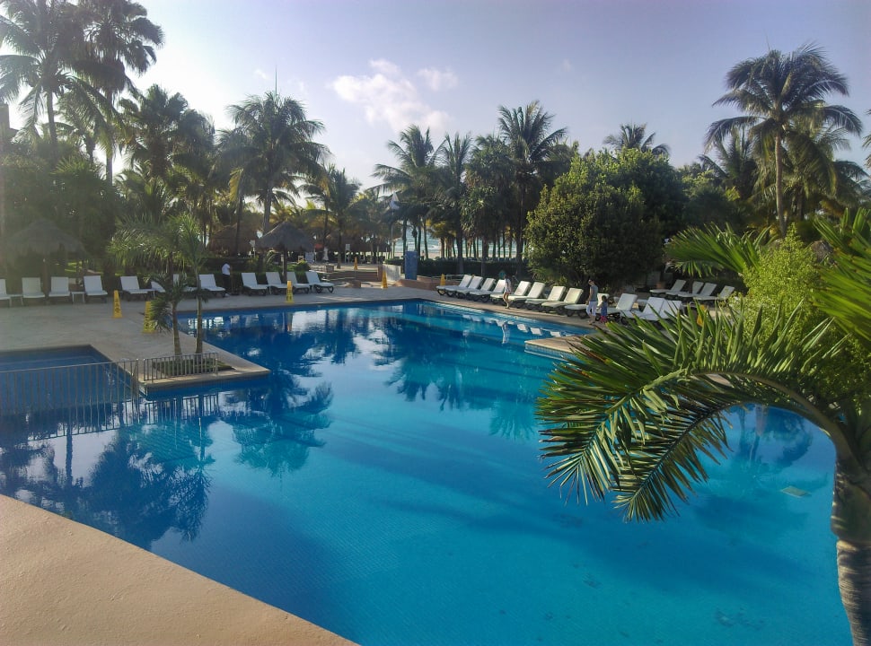 Pool Viva Azteca by Wyndham - All Inclusive Resort