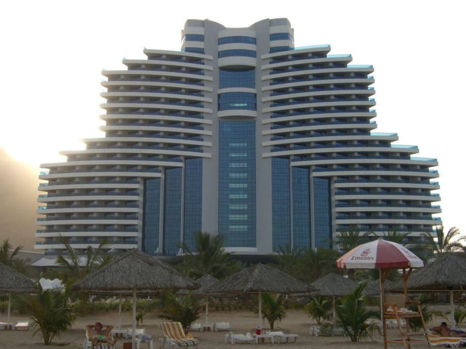 Soonenuntergang Hotel Le Meridien Al Aqah Beach Resort