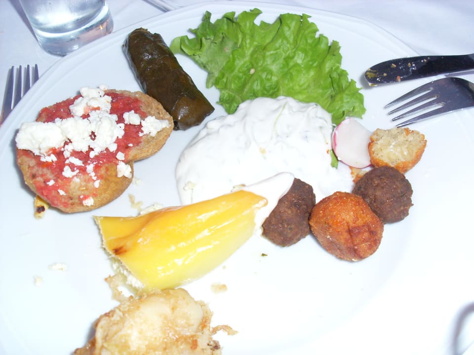 Taverne Anissa Beach & Village